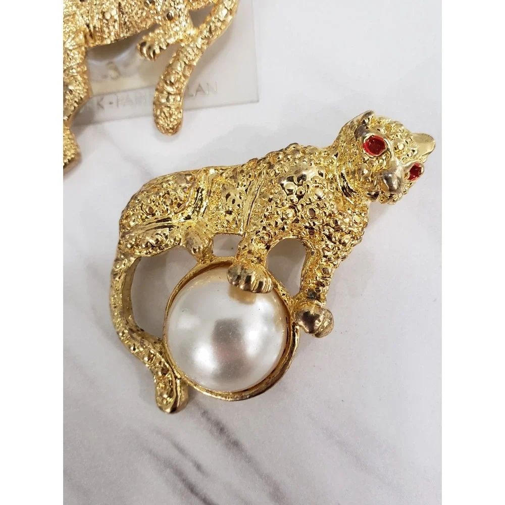 LOT 2 - Vintage Jordache Gold tone Panther Leopard Jaguar Brooch Pin Big Cat‎ - Picture 2 of 5